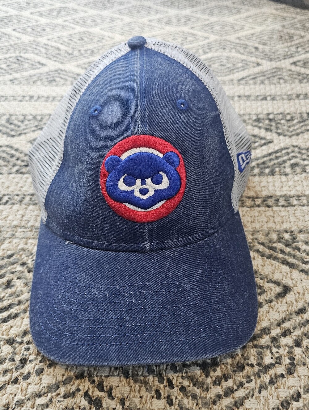 New Era Chicago Cubs trucker hat One Size